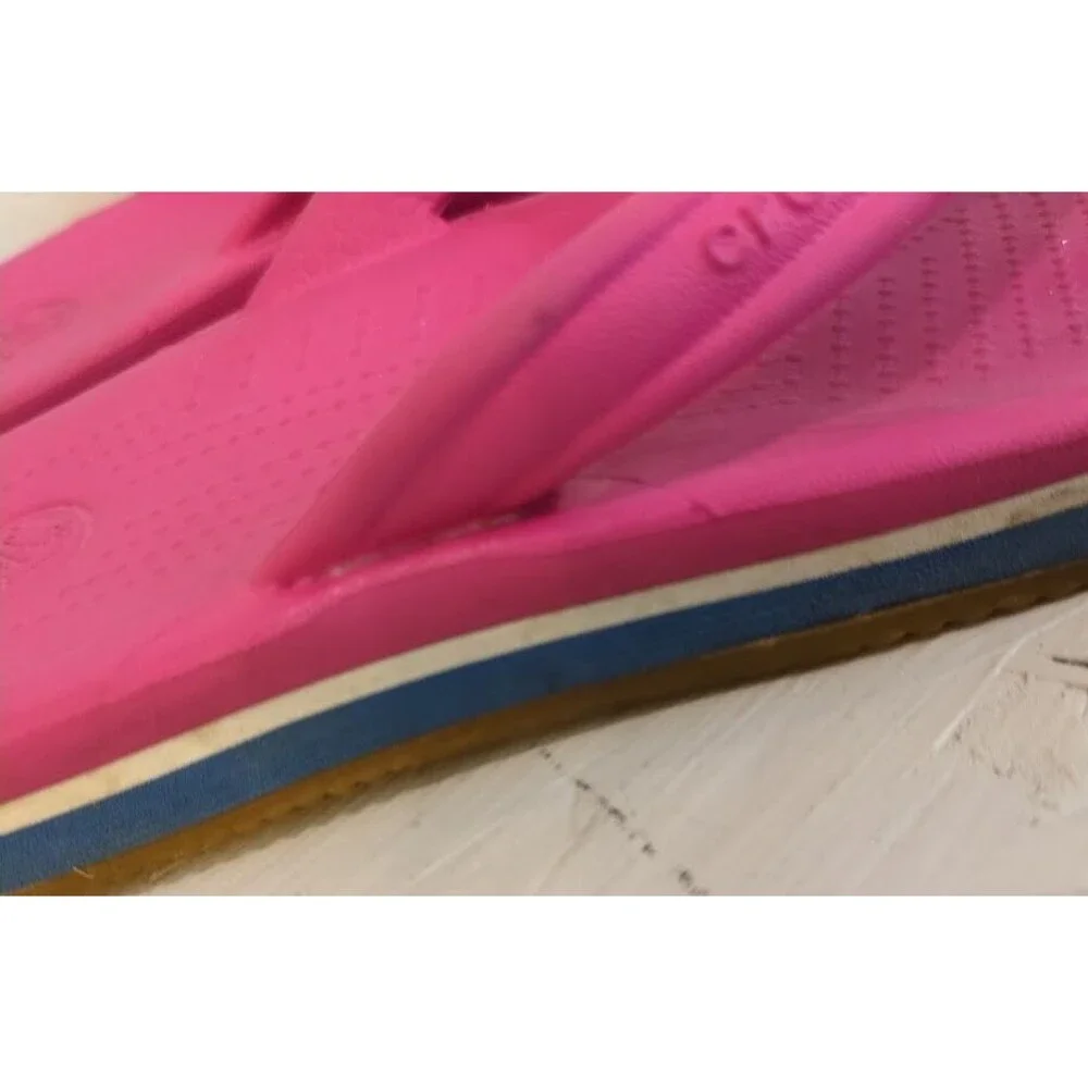 Crocs Pink Shoe Girls Slip On Flip Flops Sandals Thong Size J 1 Girls Summer